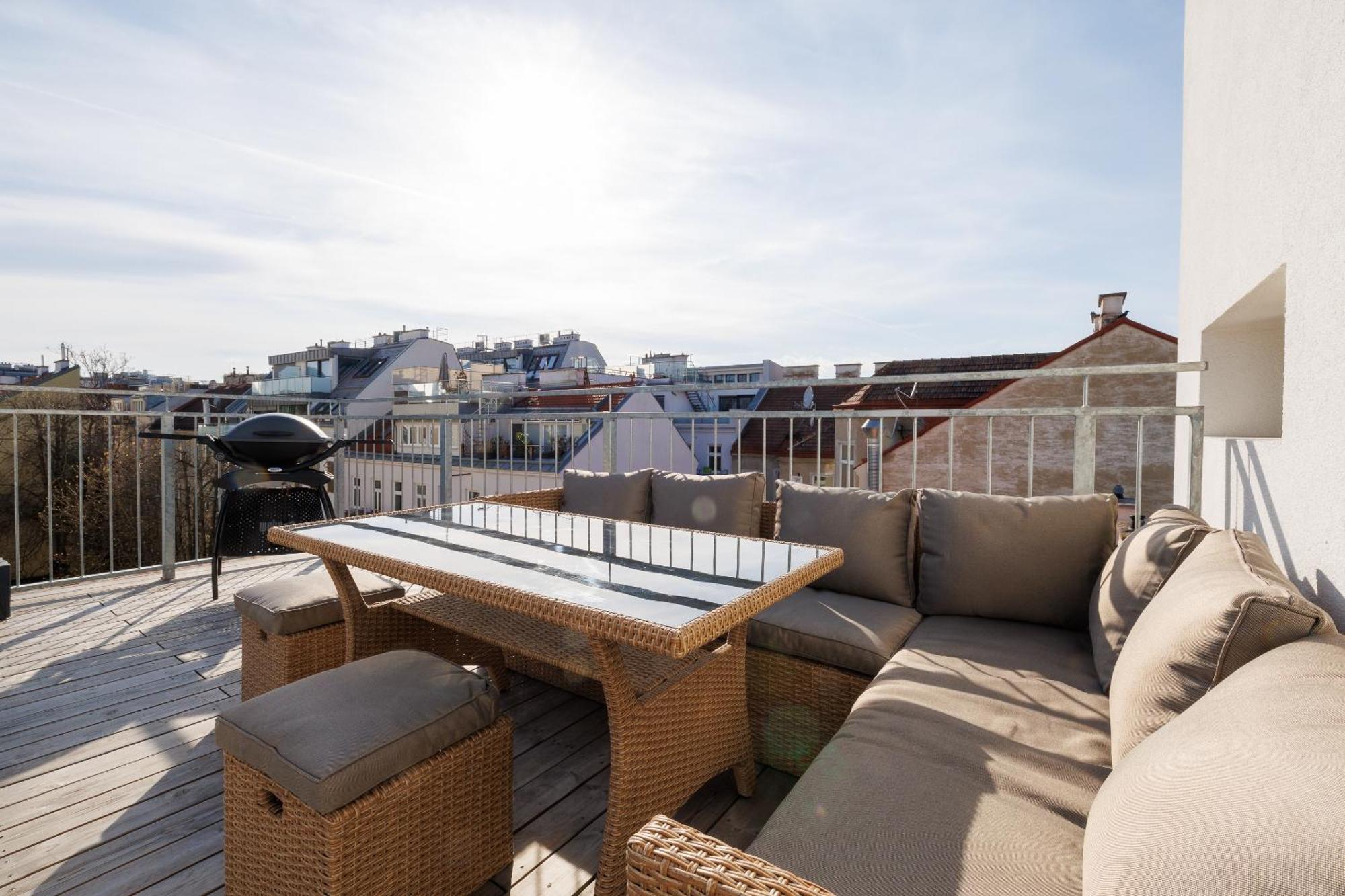 Symphony Apartments 38 - Modern Loft With Terrace And Grill In Central Location Vídeň Exteriér fotografie